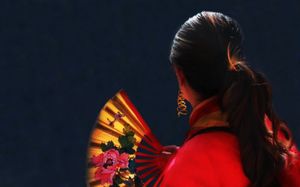 Evantaiul chinezesc: o armă sau un simbol de rafinament?