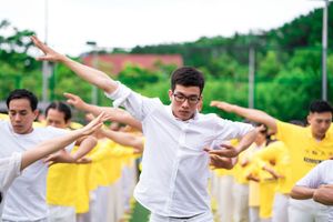 Beijing este pe urmele refugiaților Falun Gong din SUA