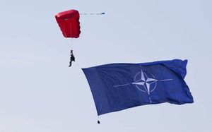 NATO face aluzie la operațiunile de influență ale Chinei