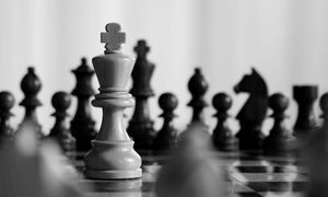 Lupta din PCC se intensifică. Oficiali de top curățați